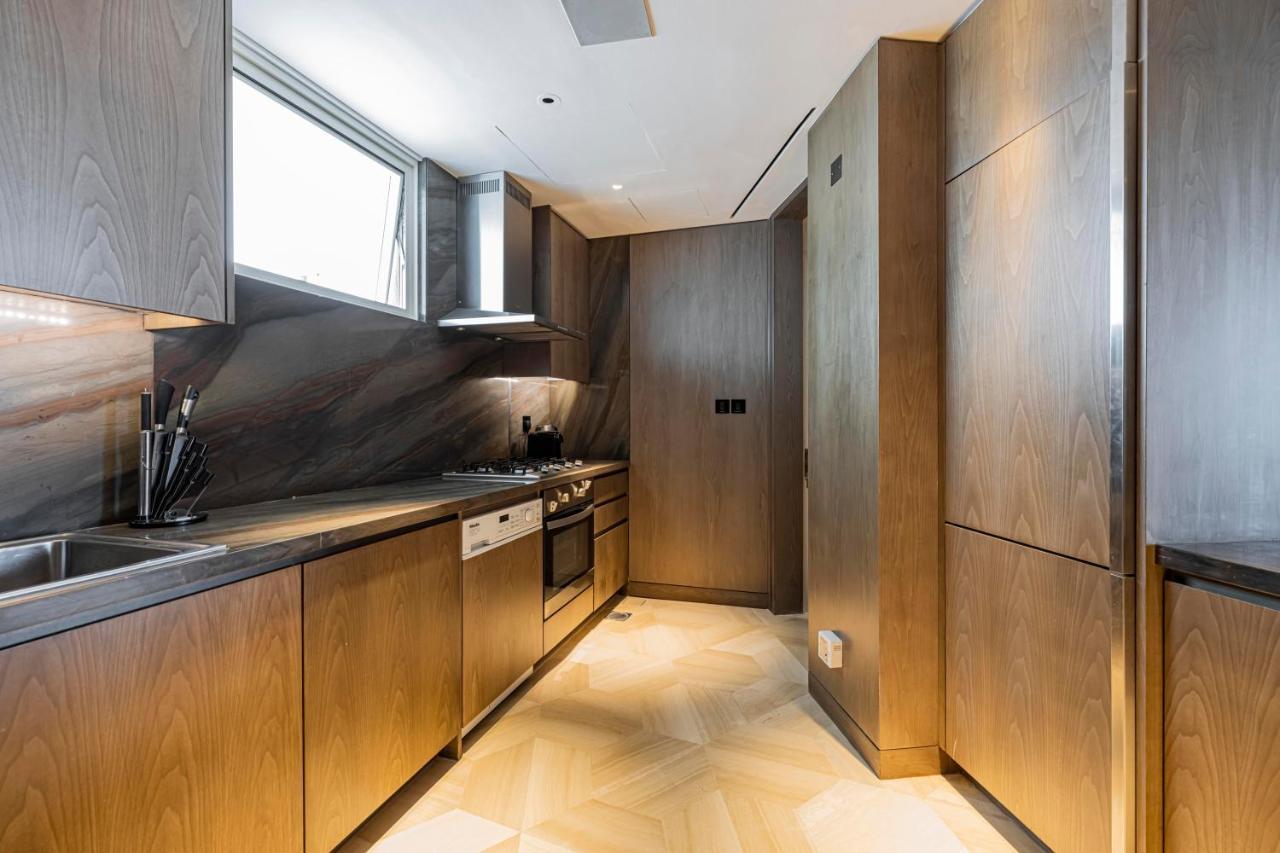 Appartamento Daniels Five Palm Sea View 2br With Maids Dubai